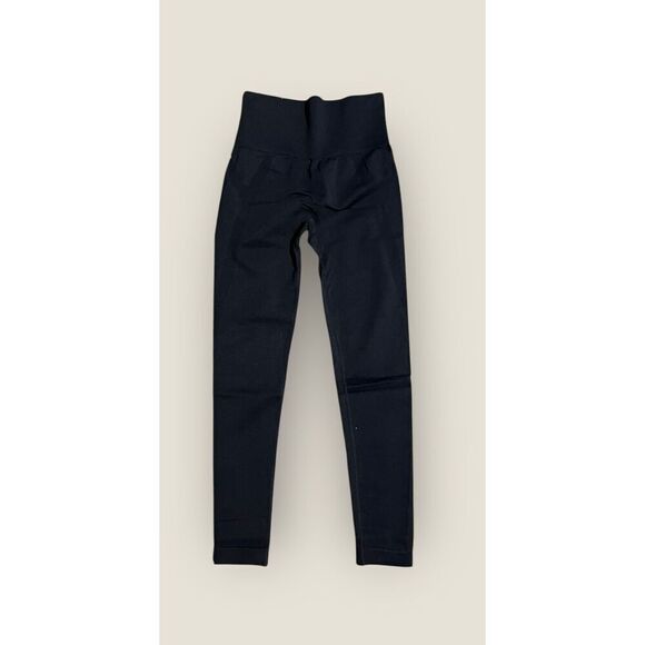 New Halara Women XS 7/8 Seamless Flow High Waisted Butt Lifting Leggings Black L - Picture 5 of 10